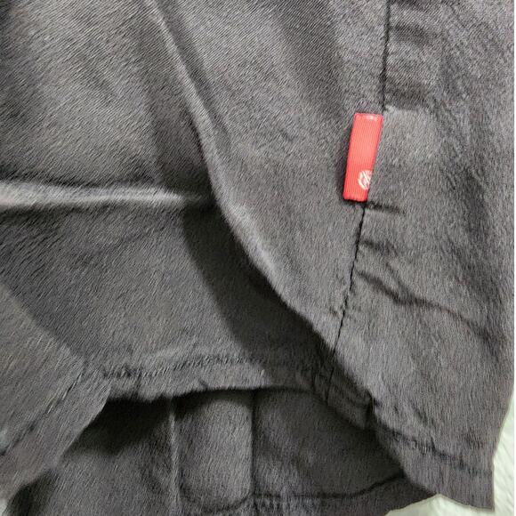 Levi's Top Women M Black Viscose Collared Puffy  Long Sleeves Ruffle Cuffs Flowy - Picture 4 of 13